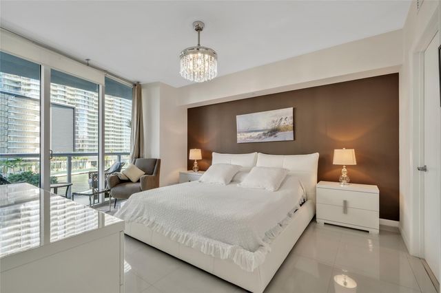 475 BRICKELL Avenue 512, Miami, FL 33131