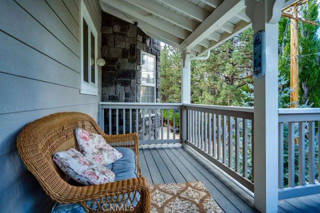 700 Booth Way, Big Bear City, CA 92314