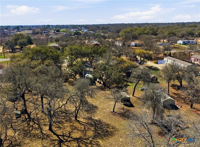 285 Brianna Court, Von Ormy, TX 78073