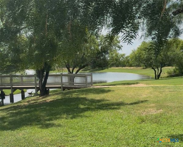 285 Brianna Court, Von Ormy, TX 78073