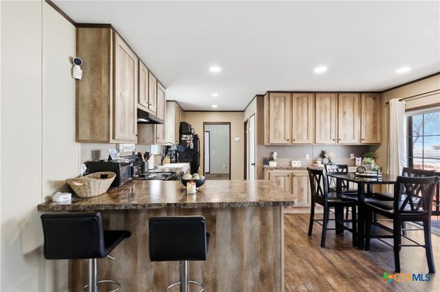 285 Brianna Court, Von Ormy, TX 78073