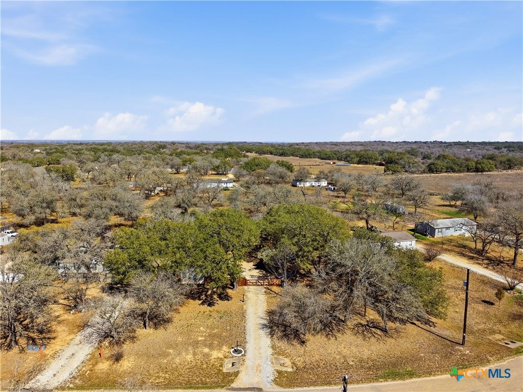 285 Brianna Court, Von Ormy, TX 78073