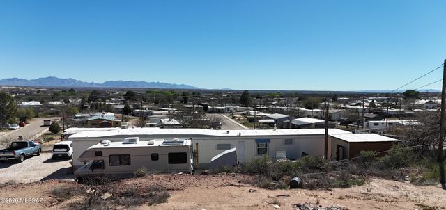 636 E Di Di Anne Drive, Benson, AZ 85602