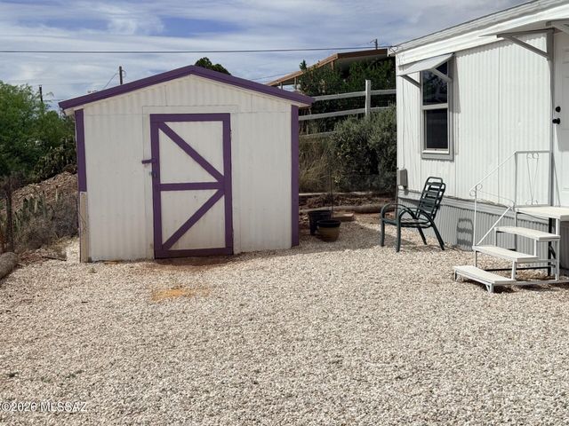 636 E Di Di Anne Drive, Benson, AZ 85602