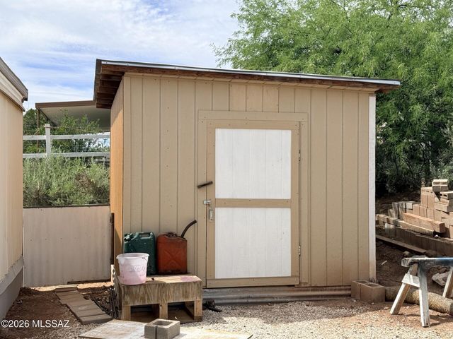 636 E Di Di Anne Drive, Benson, AZ 85602