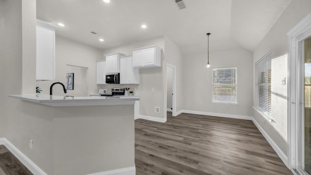 100 Falcons Eye Court, Weatherford, TX 76087