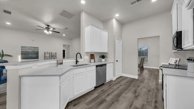 100 Falcons Eye Court, Weatherford, TX 76087