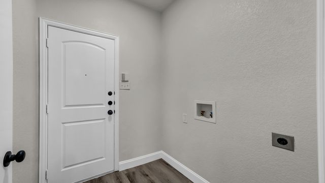 100 Falcons Eye Court, Weatherford, TX 76087