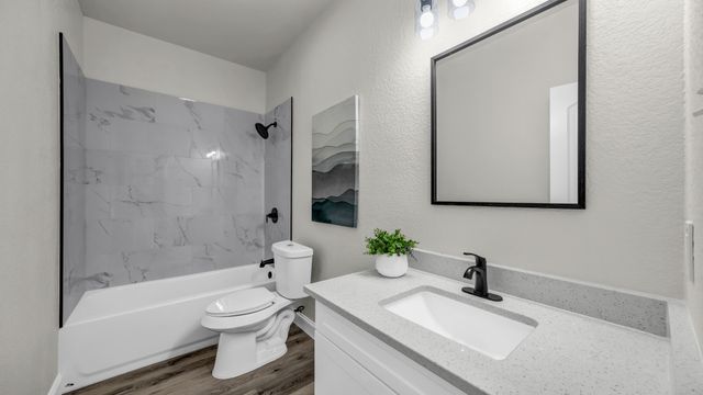 100 Falcons Eye Court, Weatherford, TX 76087