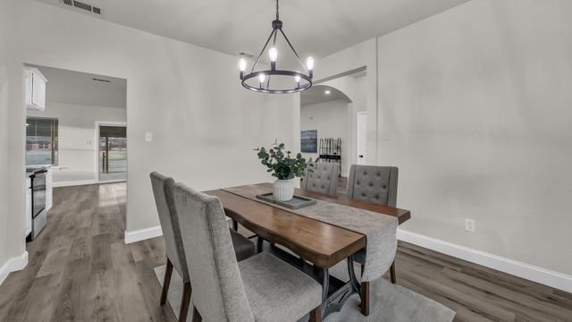 100 Falcons Eye Court, Weatherford, TX 76087