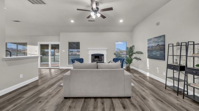 100 Falcons Eye Court, Weatherford, TX 76087