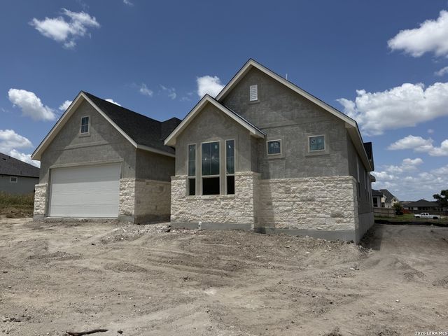 139 Kari Drive, Castroville, TX 78009