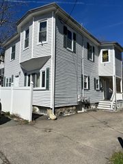 65 Vine St, Brockton, MA 02301