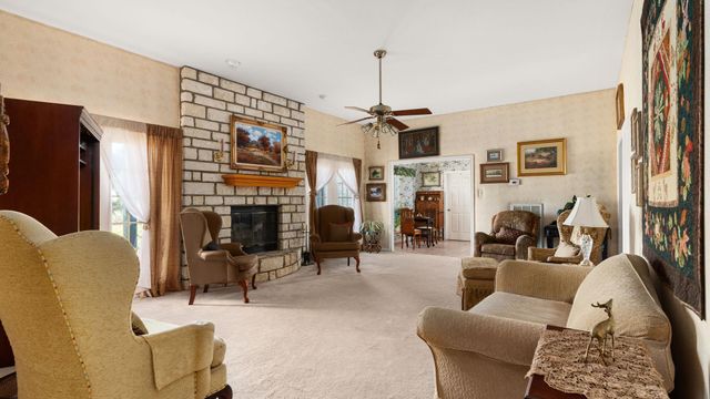 601 Hays Country Acres RD, Dripping Springs, TX 78620