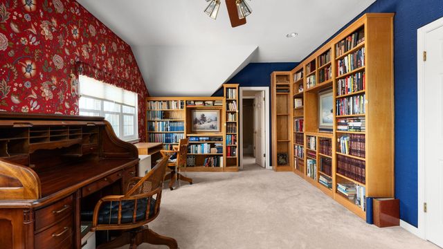 601 Hays Country Acres RD, Dripping Springs, TX 78620