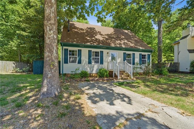 4406 Breezewood CT, Portsmouth, VA 23703