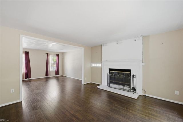 4406 Breezewood CT, Portsmouth, VA 23703