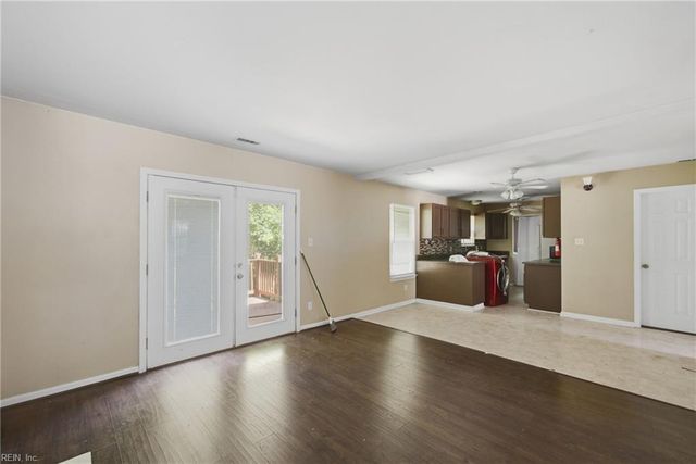 4406 Breezewood CT, Portsmouth, VA 23703