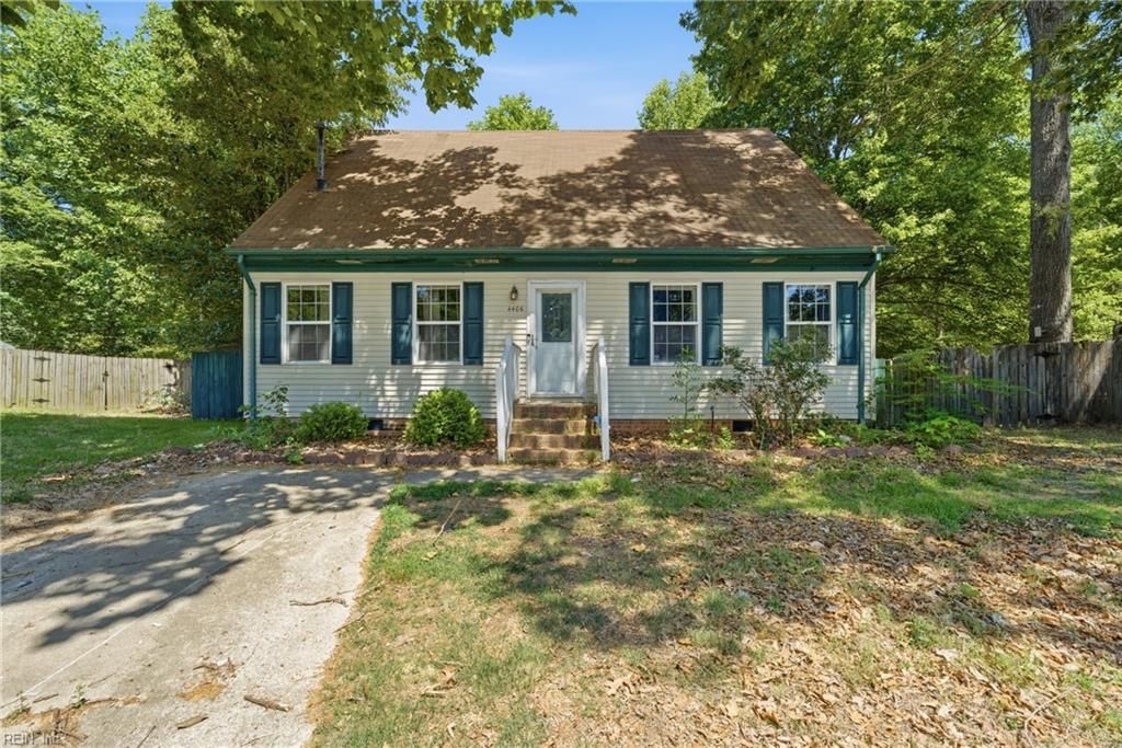 4406 Breezewood CT, Portsmouth, VA 23703