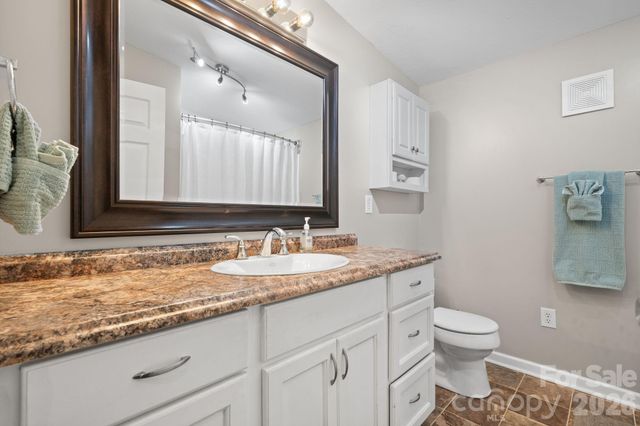 160 & 164 Arlington Street, Forest City, NC 28043