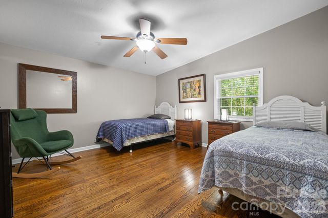 160 & 164 Arlington Street, Forest City, NC 28043