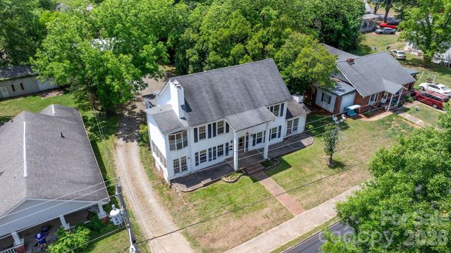 160 & 164 Arlington Street, Forest City, NC 28043