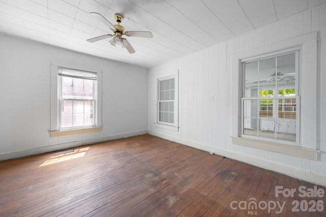 160 & 164 Arlington Street, Forest City, NC 28043