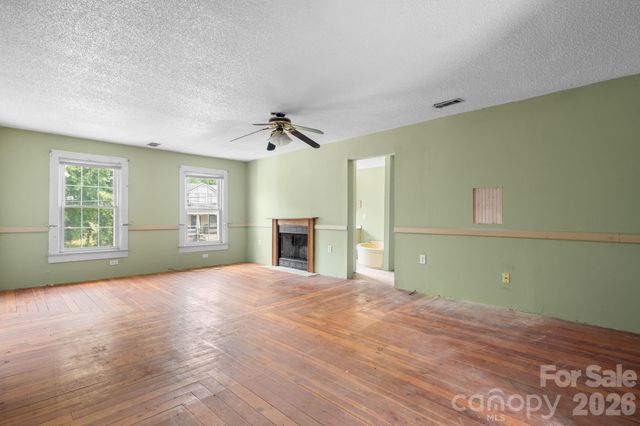 160 & 164 Arlington Street, Forest City, NC 28043
