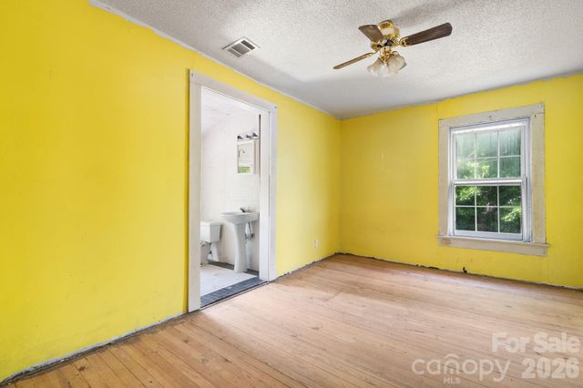 160 & 164 Arlington Street, Forest City, NC 28043