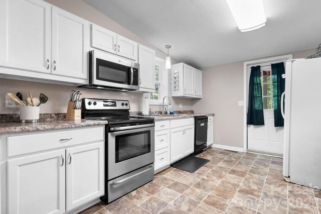 160 & 164 Arlington Street, Forest City, NC 28043