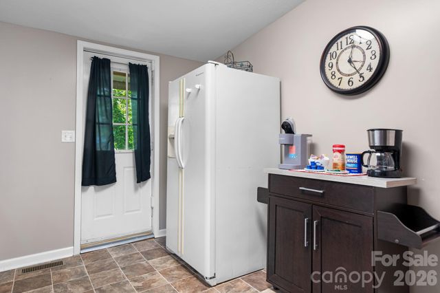 160 & 164 Arlington Street, Forest City, NC 28043
