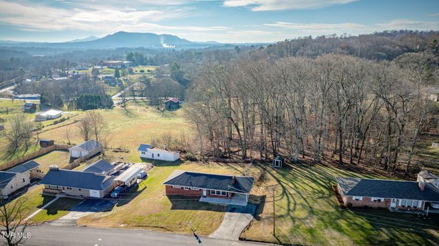 128 Thompson Street, Kingsport, TN 37660