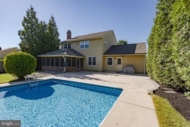 3 BOOTHBY CT, Mount Laurel, NJ 08054