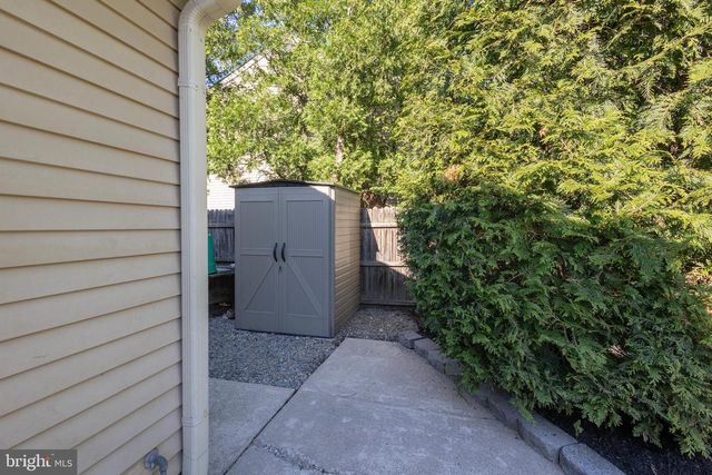3 BOOTHBY CT, Mount Laurel, NJ 08054