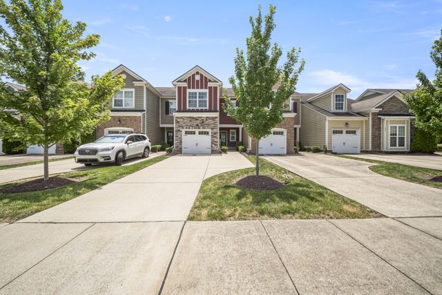 505 Shirebrook Cir, Spring Hill, TN 37174