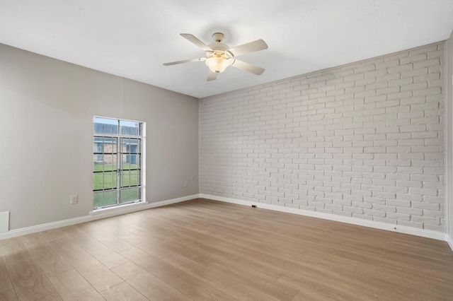 6907 Chasewood Drive, Missouri City, TX 77489