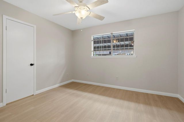 6907 Chasewood Drive, Missouri City, TX 77489