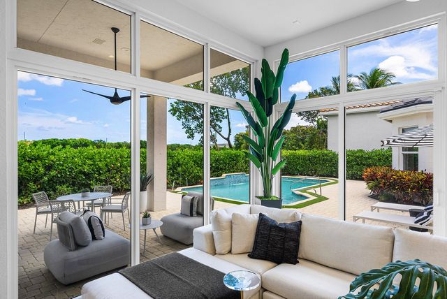 16032 Bristol Isle Way, Delray Beach, FL 33446