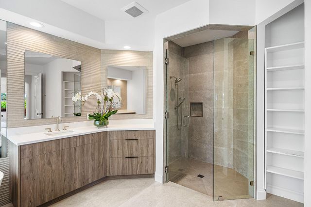 16032 Bristol Isle Way, Delray Beach, FL 33446