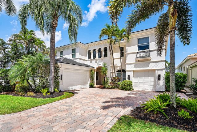 16032 Bristol Isle Way, Delray Beach, FL 33446