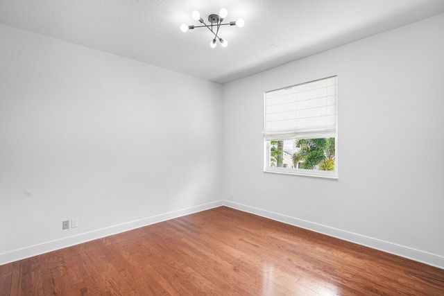 16032 Bristol Isle Way, Delray Beach, FL 33446