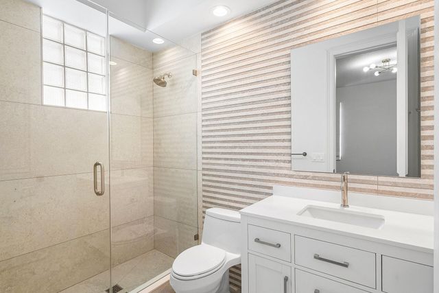 16032 Bristol Isle Way, Delray Beach, FL 33446