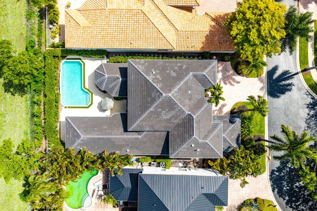 16032 Bristol Isle Way, Delray Beach, FL 33446