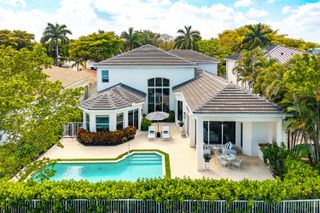 16032 Bristol Isle Way, Delray Beach, FL 33446