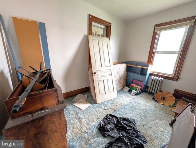 211 FAIR AVE, Hanover, PA 17331