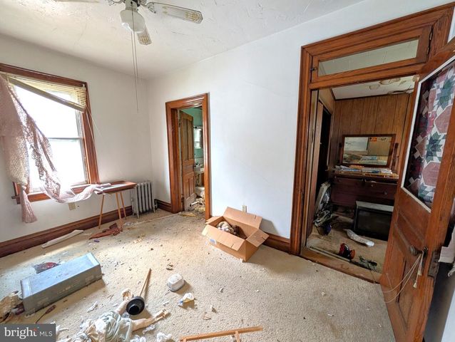 211 FAIR AVE, Hanover, PA 17331