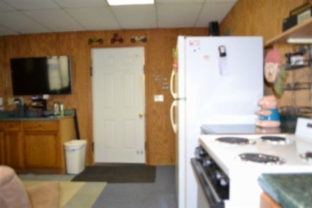 318 Rock Springs Rd, Celina, TN 38551