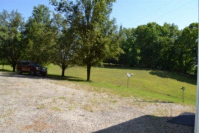 318 Rock Springs Rd, Celina, TN 38551