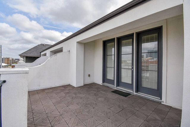 1027 Saint Charles Street, Houston, TX 77003