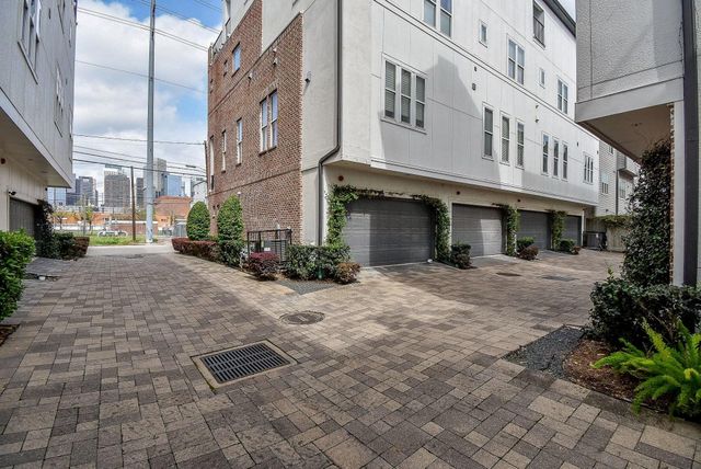 1027 Saint Charles Street, Houston, TX 77003